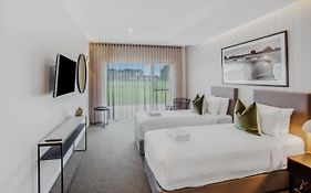 13Th Beach Golf Lodges